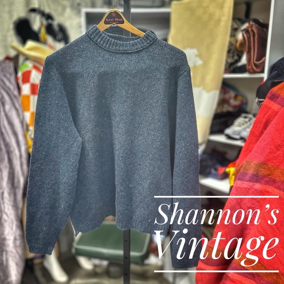 American Vintage Sweaters - WM. Filene’s Son’s VNTG 60s made in USA sz Large Shetland Wool Knit Sweater A32